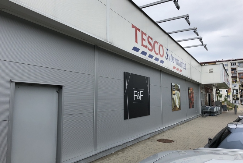 Obchodné centrá / Tesco Tesco - Stará Ľubovňa
